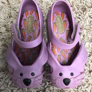 Mini Melissa rabbit size 6